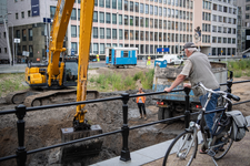 910601 Gezicht op de werkzaamheden ten behoeve van het opnieuw aanleggen van de Stadsbuitengracht te Utrecht op de ...